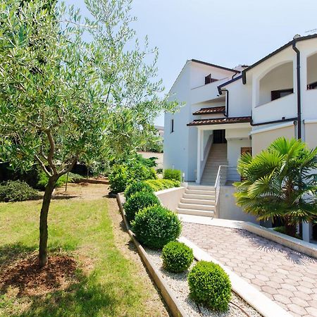 Apartments Gloria فيرسار المظهر الخارجي الصورة