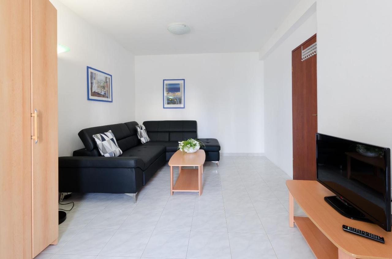 Apartments Gloria فيرسار المظهر الخارجي الصورة