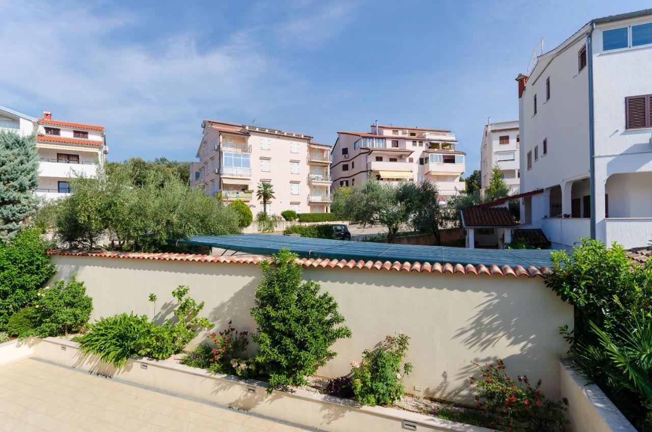 Apartments Gloria فيرسار المظهر الخارجي الصورة