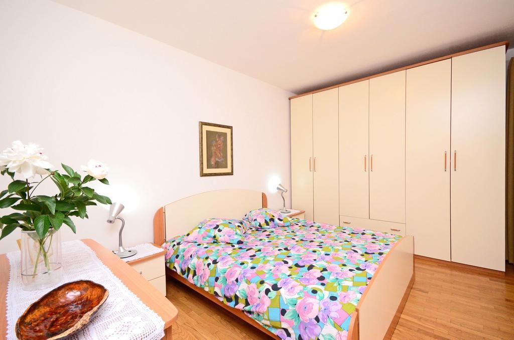 Apartments Gloria فيرسار المظهر الخارجي الصورة